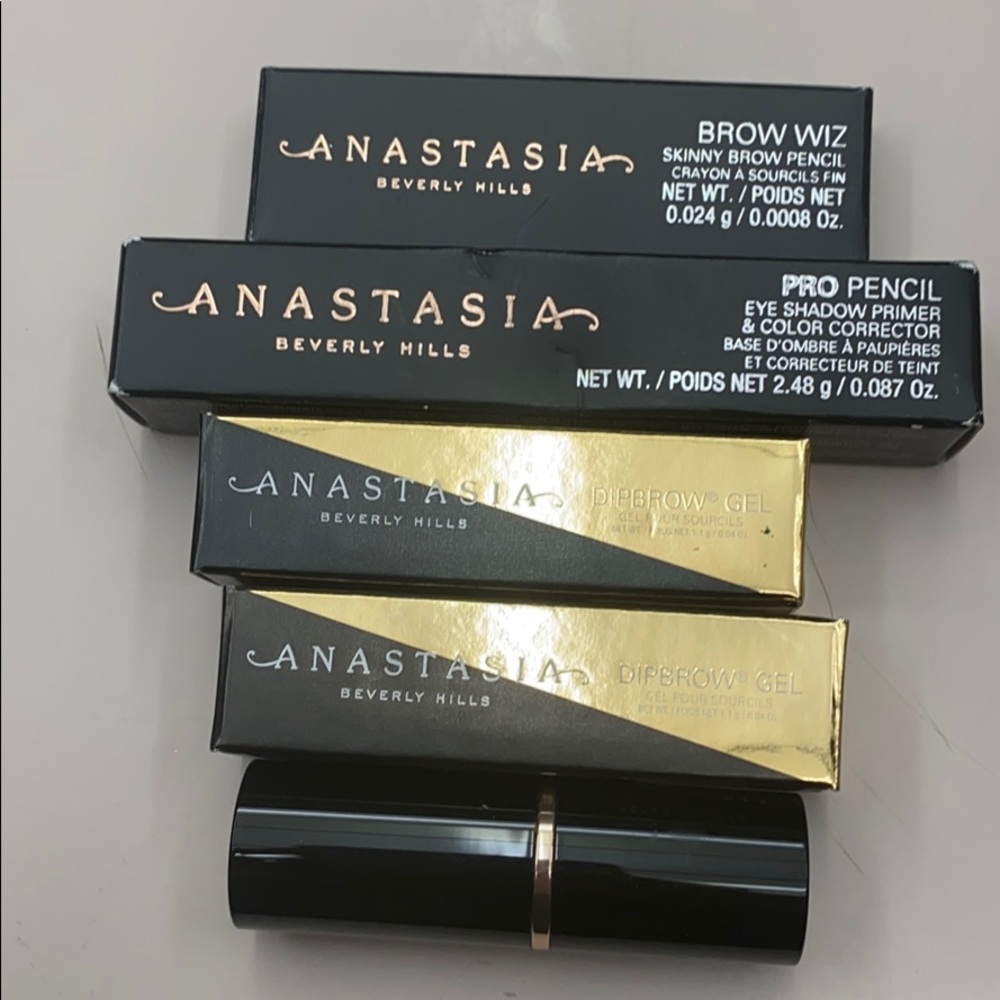 Anastasia Beverly Hills makeup